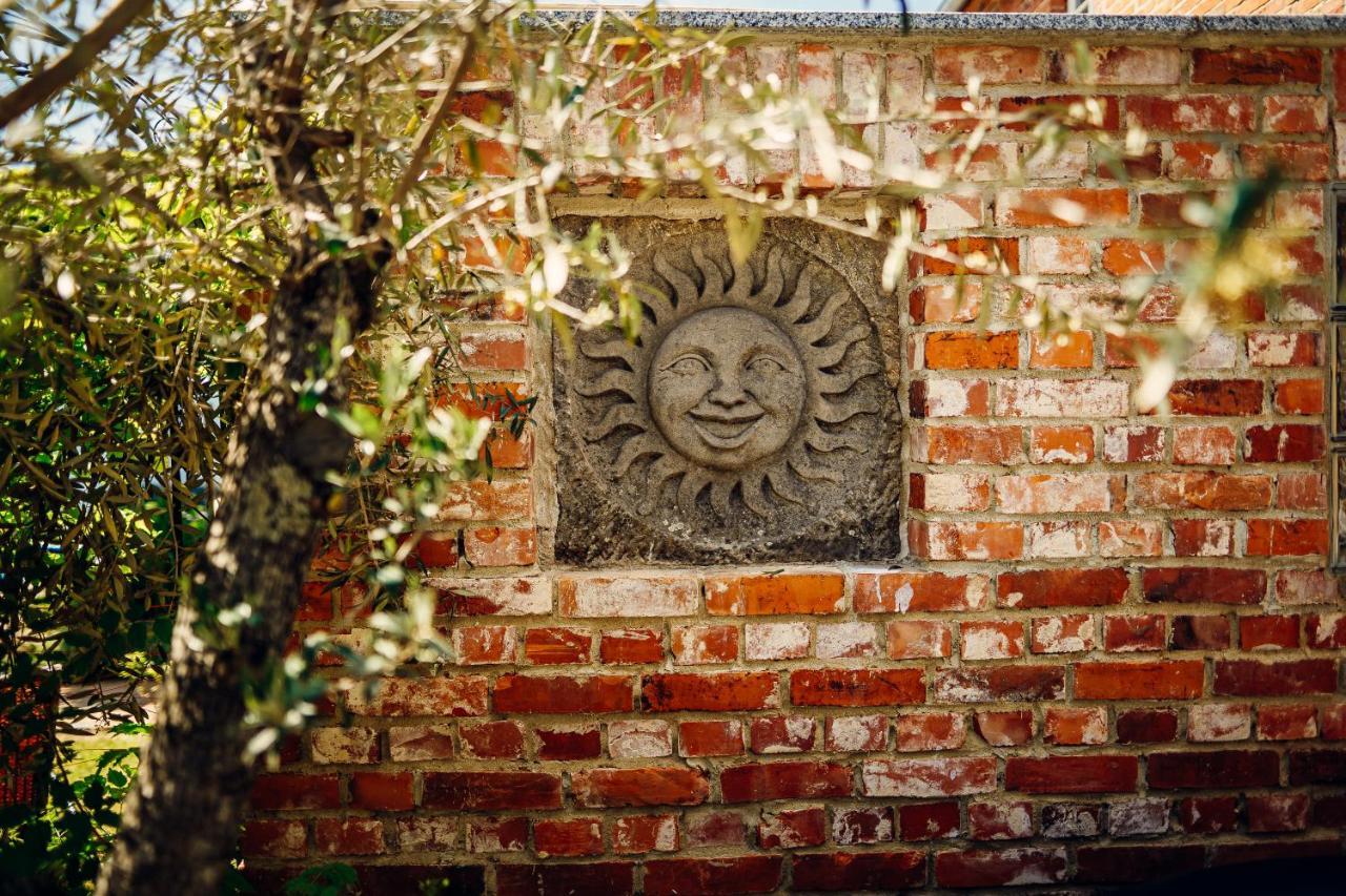 Altes Gewoelbe Mit Sauna Und Whirlpool Im Aussenbereich Elsterheide Exterior foto