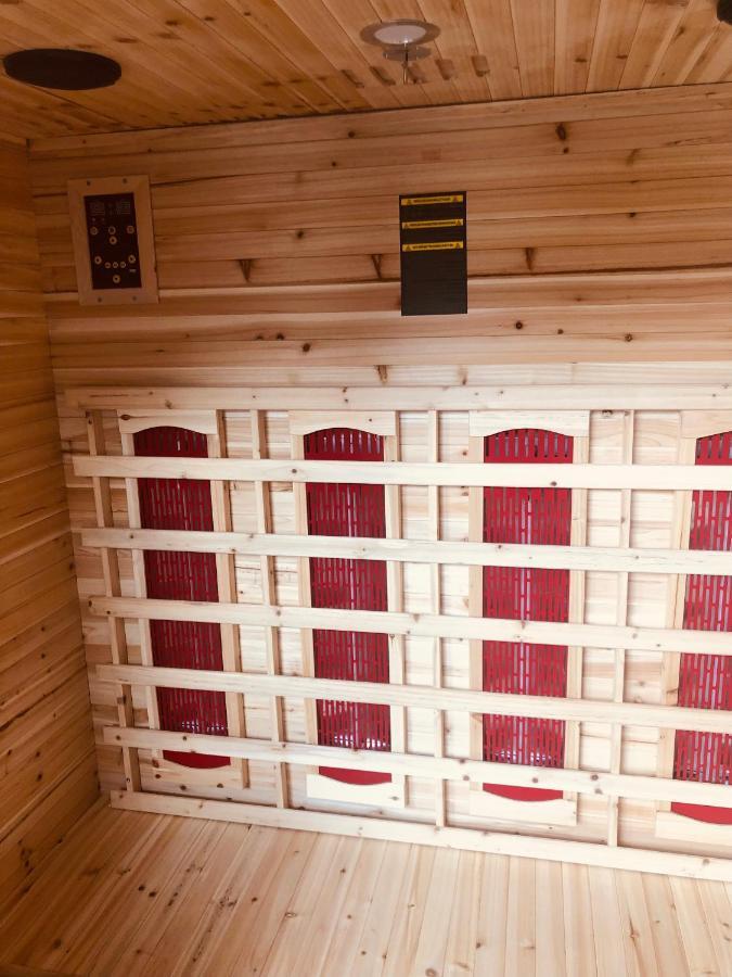 Altes Gewoelbe Mit Sauna Und Whirlpool Im Aussenbereich Elsterheide Exterior foto